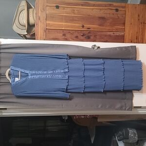 Patra long formal ruffly pleated beaded dress sz 8